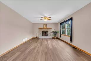 2080 Marwood Cir, Alliance, OH 44601 - Photo 5