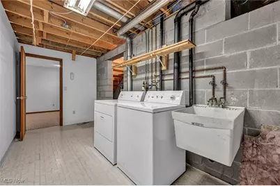 2775 Oakview Circle, Grandview Heights, OH 44147 - Photo 41