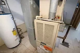 25161 Euclid Ave, Euclid, OH 44117 - Photo 15