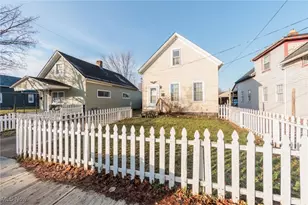 3326 W 61st St, Loveland, OH 44102 - Photo 1