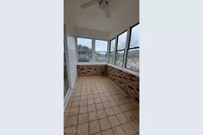 225 Jacquette Street, Bridgeport, OH 43912 - Photo 13