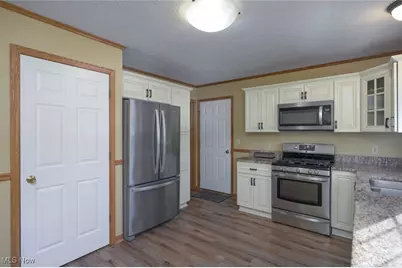 1042 Canterbury Way Drive, Ravenna, OH 44266 - Photo 21