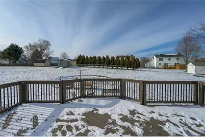 1042 Canterbury Way Drive, Ravenna, OH 44266 - Photo 15