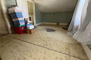 13661 W Spring St, Burton, OH 44021 - Photo 11