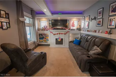 151 Regent Street, Campbell, OH 44405 - Photo 7