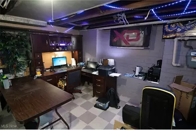 151 Regent Street, Campbell, OH 44405 - Photo 17