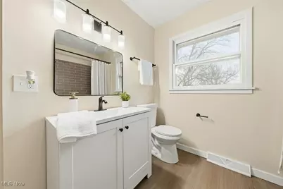 3375 Darbyshire Drive, Canfield, OH 44406 - Photo 29