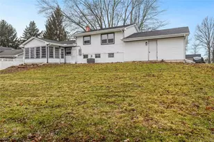 3375 Darbyshire Dr, Canfield, OH 44406 - Photo 39