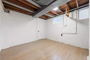 3375 Darbyshire Dr, Canfield, OH 44406 - Photo 35