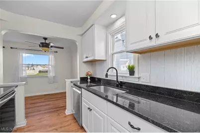 3325 Commonwealth Drive, Parma, OH 44134 - Photo 15