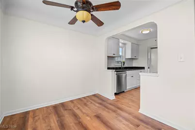 3325 Commonwealth Drive, Parma, OH 44134 - Photo 9