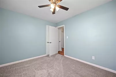 3325 Commonwealth Drive, Parma, OH 44134 - Photo 21