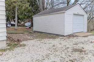 2028 St Elmo Ave NE, Canton, OH 44714 - Photo 23