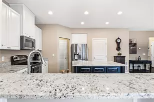 7348 Warblers Ln, North Ridgeville, OH 44039 - Photo 17