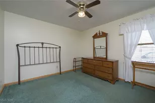 868 Saul Dr, Hubbard, OH 44425 - Photo 17