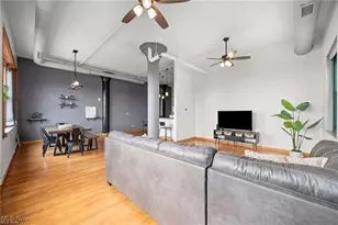 2077 E 4th St, Loveland, OH 44115 - Photo 11