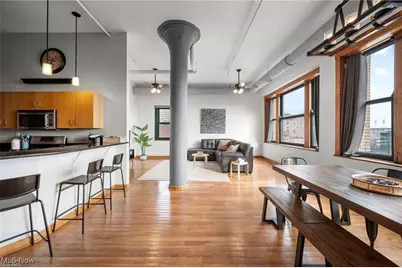 2077 E 4th Street #8E, Loveland, OH 44115 - Photo 5