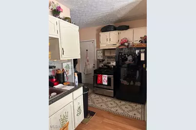 510 E 25th Street, Lorain, OH 44055 - Photo 9