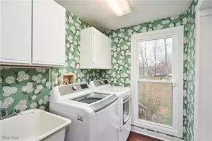 2792 Bridlewood St NW, North Canton, OH 44720 - Photo 9