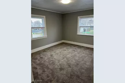 224 7th Street NW, Barberton, OH 44203 - Photo 17