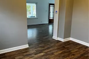 224 7th St NW, Barberton, OH 44203 - Photo 9