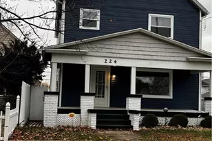 224 7th St NW, Barberton, OH 44203 - Photo 1