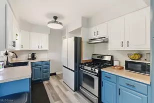 294 Milton Dr, Tallmadge, OH 44278 - Photo 15