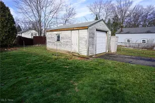 718 Virginia Ave, Akron, OH 44306 - Photo 21