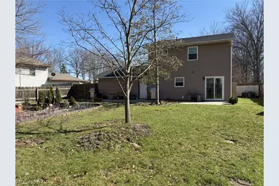 418 Carol Lane, Elyria, OH 44035 - Photo 17