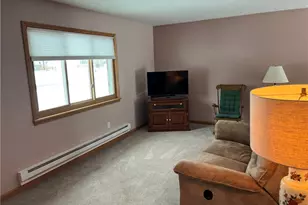 418 Carol Ln, Elyria, OH 44035 - Photo 7