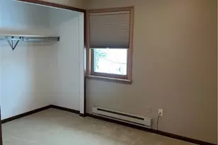 418 Carol Ln, Elyria, OH 44035 - Photo 13