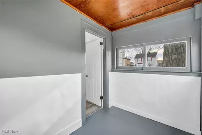 2217 E 32nd Street, Lorain, OH 44055 - Photo 11