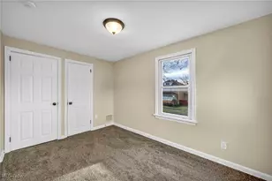 2217 E 32nd St, Lorain, OH 44055 - Photo 33