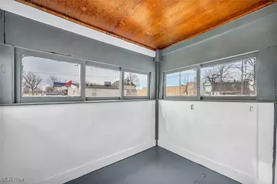 2217 E 32nd Street, Lorain, OH 44055 - Photo 9