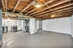 2217 E 32nd St, Lorain, OH 44055 - Photo 35