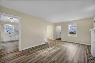 2217 E 32nd St, Lorain, OH 44055 - Photo 7