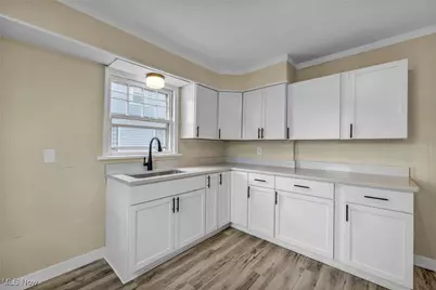 2217 E 32nd Street, Lorain, OH 44055 - Photo 19