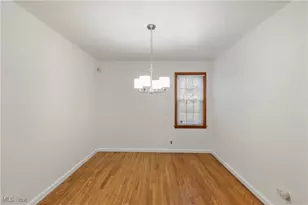 25031 Glenbrook Blvd, Euclid, OH 44117 - Photo 13