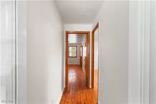 25031 Glenbrook Blvd, Euclid, OH 44117 - Photo 27