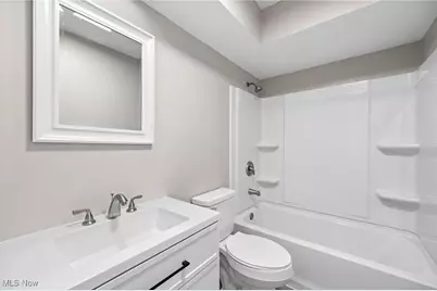 1562 Marlowe Avenue, Akron, OH 44313 - Photo 7