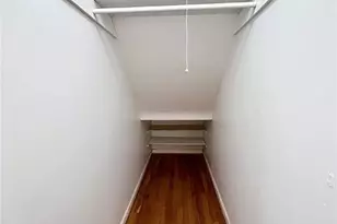 18411 Chagrin Blvd, Huber Heights, OH 44122 - Photo 5