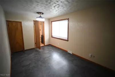 206 Olivet Avenue, Akron, OH 44319 - Photo 9