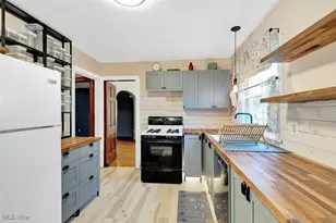 248 Root Rd, Lorain, OH 44052 - Photo 9