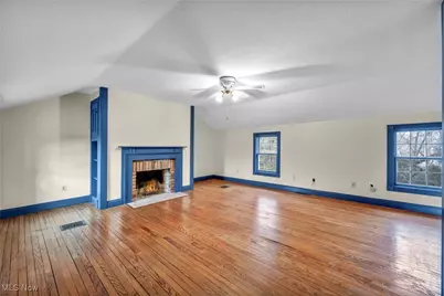 8055 Euclid Chardon Road, Kirtland, OH 44094 - Photo 11