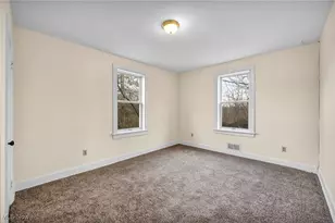 8055 Euclid Chardon Rd, Kirtland, OH 44094 - Photo 31