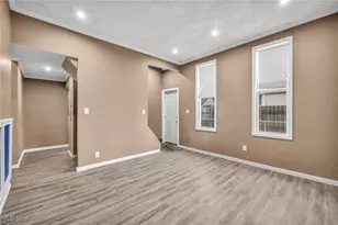 927 W Adams St, Sandusky, OH 44870 - Photo 5