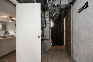 6031 Sunset Dr, Huber Heights, OH 44146 - Photo 17