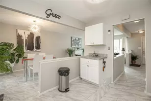 6031 Sunset Dr, Huber Heights, OH 44146 - Photo 11