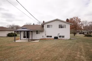 6031 Sunset Dr, Huber Heights, OH 44146 - Photo 29