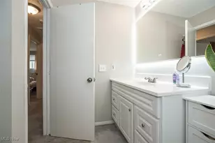 6031 Sunset Dr, Huber Heights, OH 44146 - Photo 25